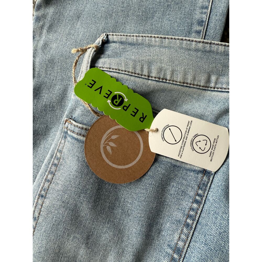 OAT New York High-Rise Stretch Flare Light Wash size 28 NWT - Picture 5 of 12